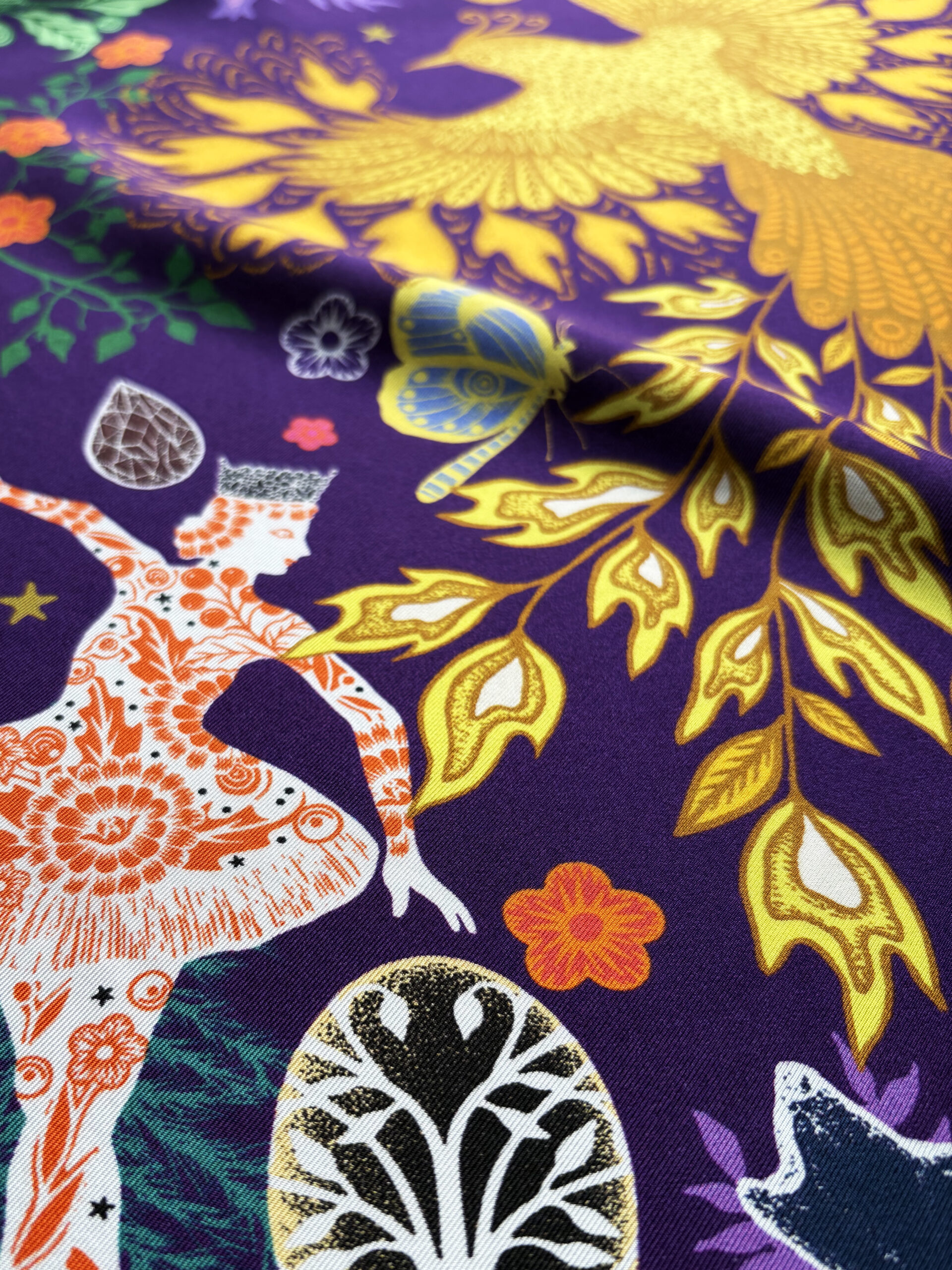 design-il était une fois-2020 Michael Cailloux-foulard-carré-de- soie